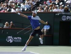 乐鱼app-法国网球队险胜西班牙网球队，梅德韦杰夫关键制胜的简单介绍