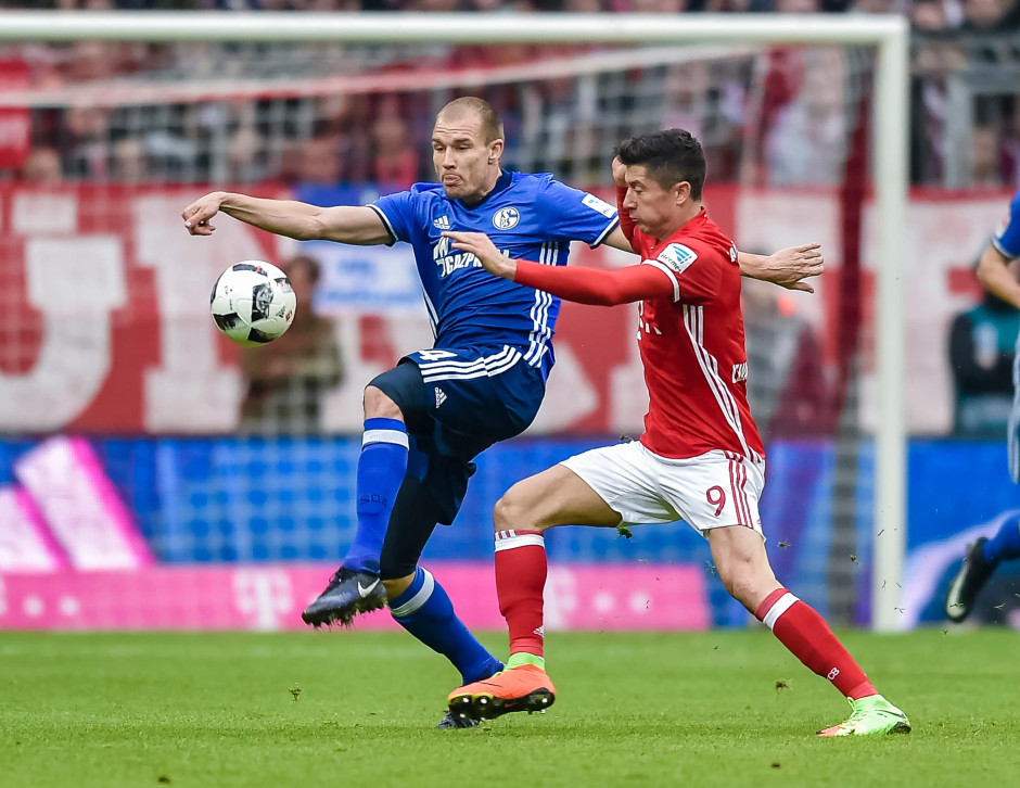 乐鱼体育app-柏林赫塔大胜沙尔克04，继续向前迈进