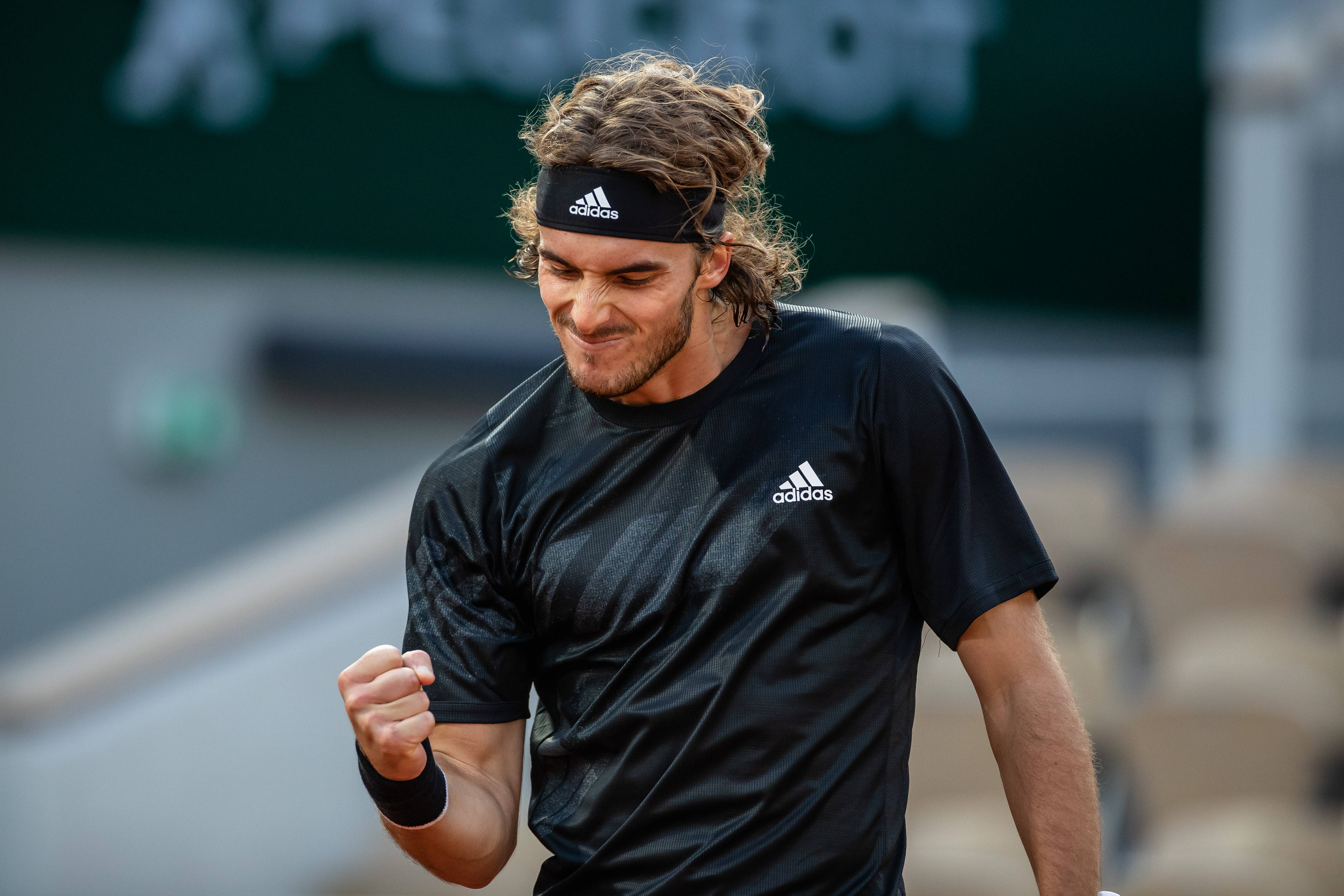 乐鱼体育网站入口-关于德国网球队鏖战欧洲网球队,西西帕斯送出助攻的信息