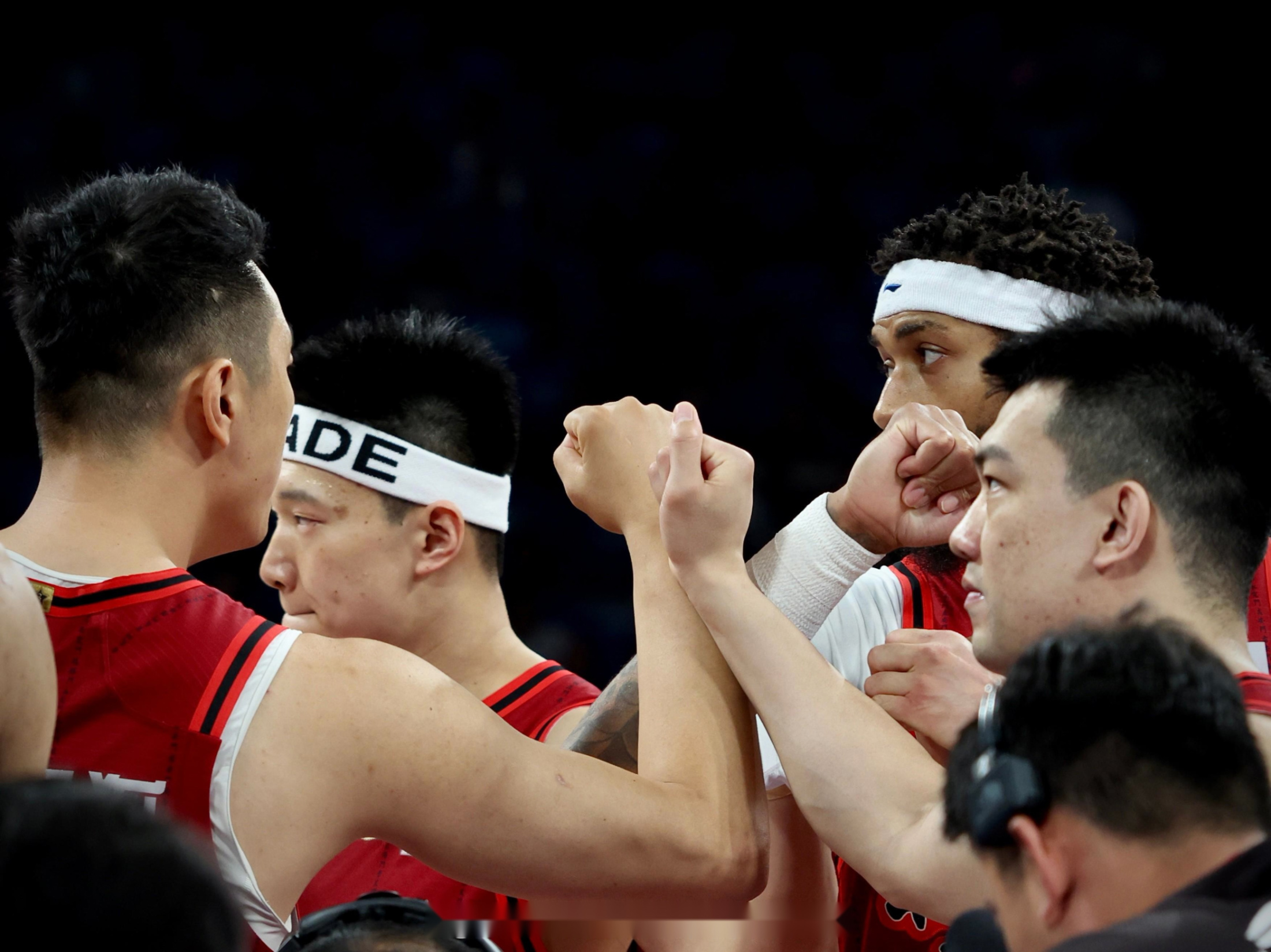 乐鱼-北京队险胜青岛队，郭艾伦关键制胜